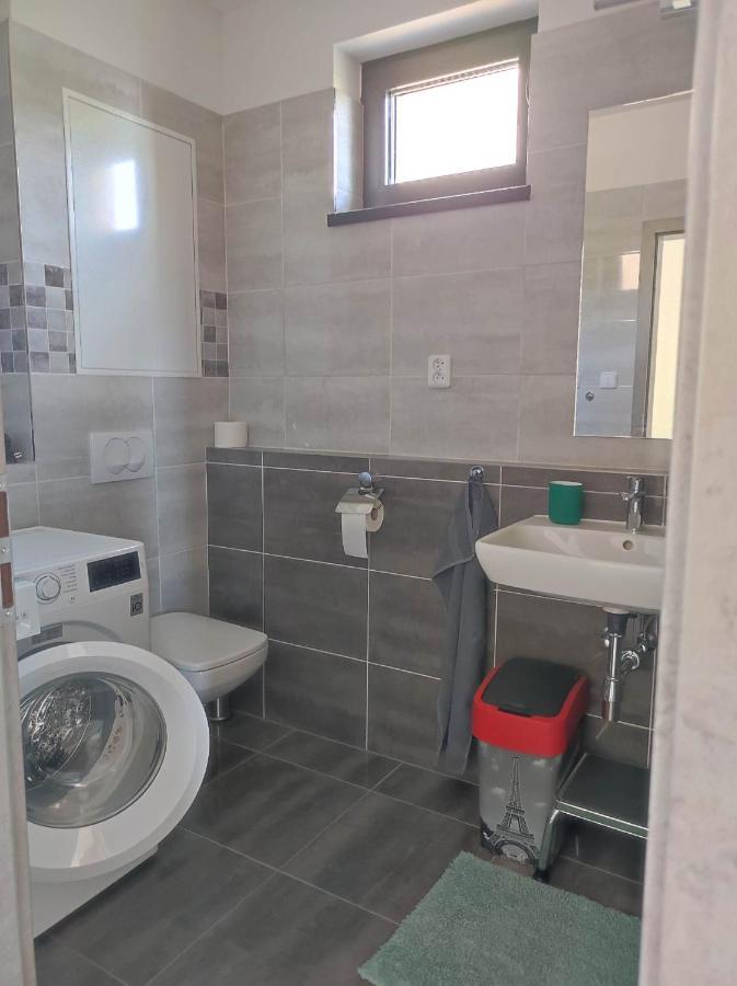 Mezadler Apartment Kosice Bagian luar foto